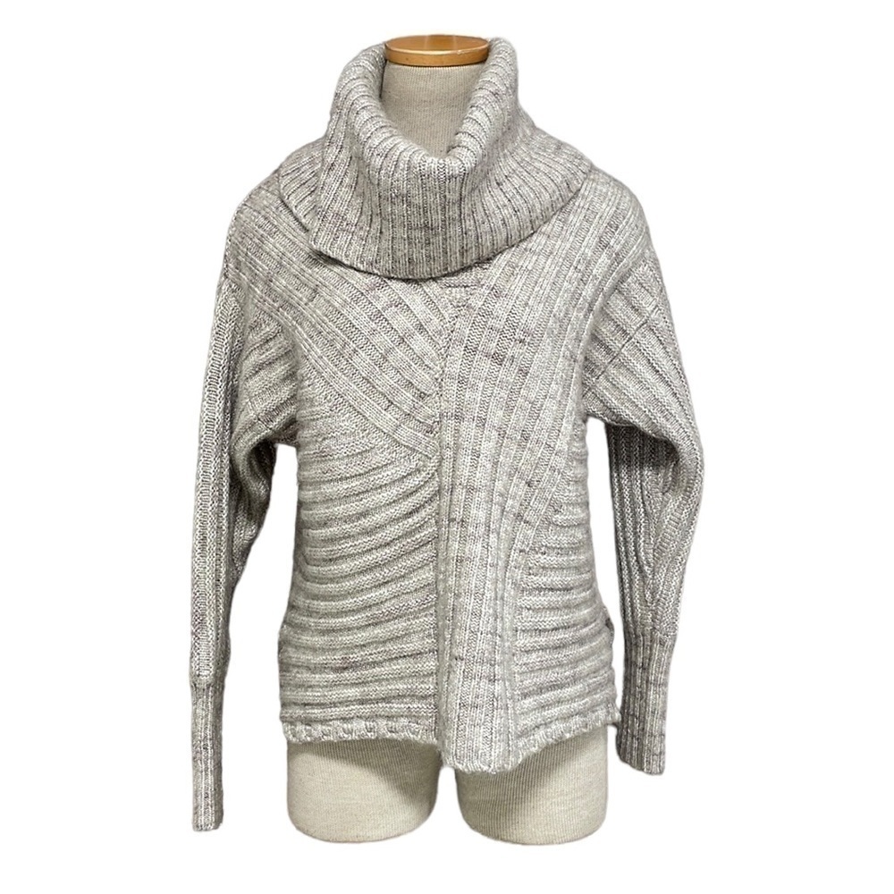 Hinge Sweater Turtleneck Drop Shoulder Ribbed Knit Wool Tan Size X Small XS